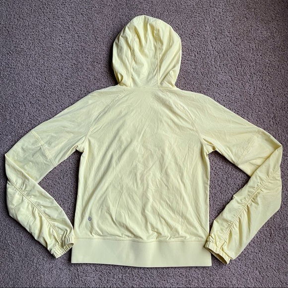 Lululemon Street To Studio Jacket Sz 6 In Mellow Lemon - Picture 6 of 8